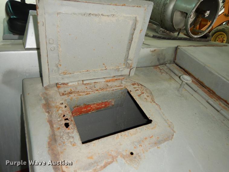 image for item DA1389 Clarke American 7000SS sweeper