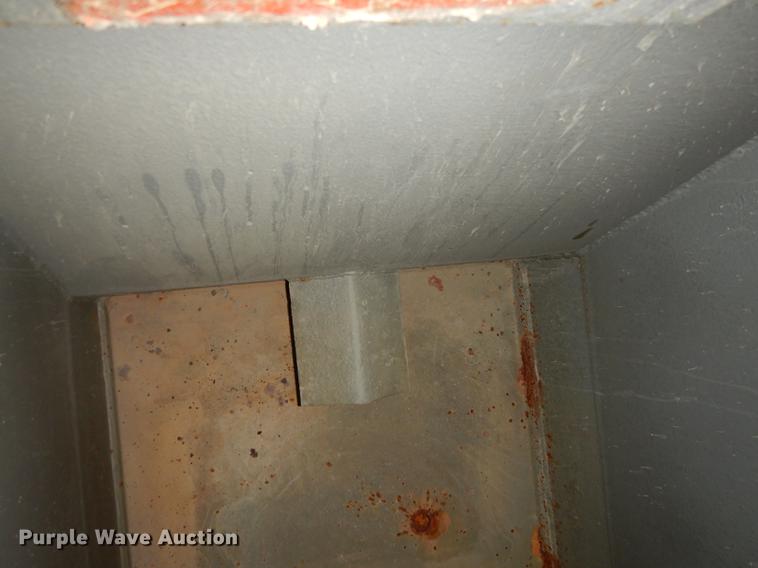 image for item DA1389 Clarke American 7000SS sweeper