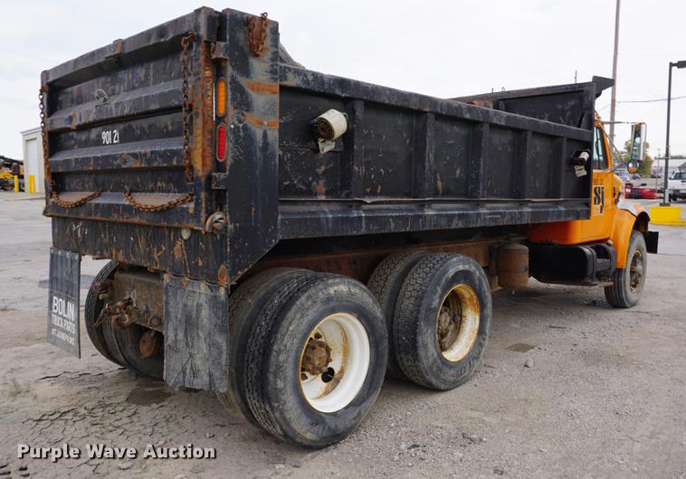 image for item DA1415 1990 International 4900 dump truck