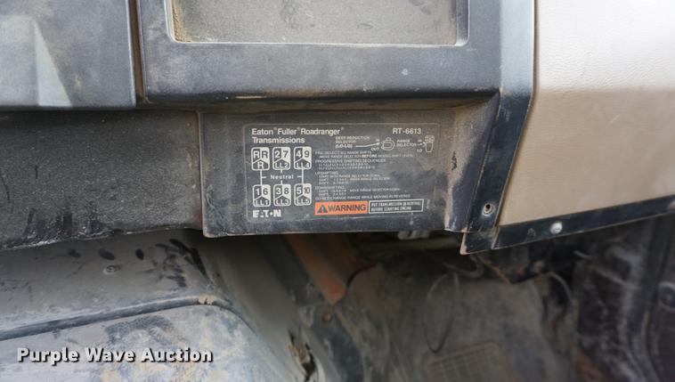 image for item DA1415 1990 International 4900 dump truck