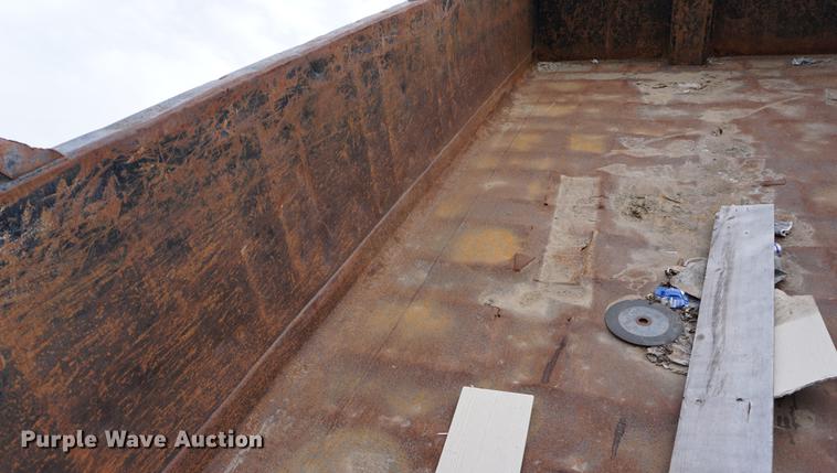 image for item DA1415 1990 International 4900 dump truck