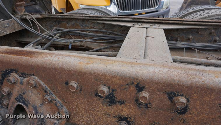 image for item DA1415 1990 International 4900 dump truck