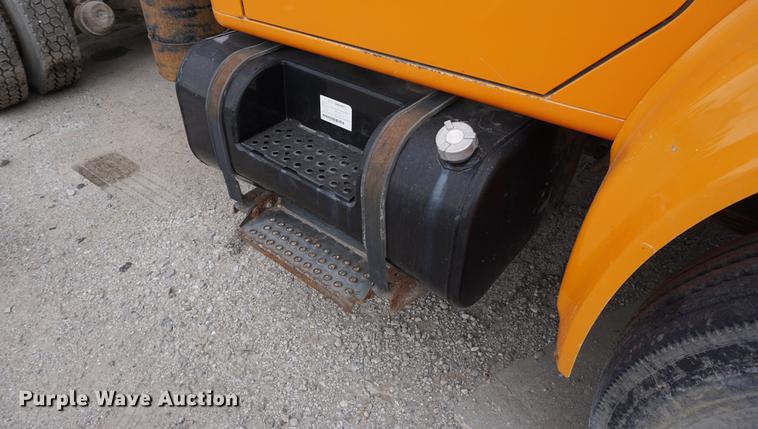 image for item DA1415 1990 International 4900 dump truck