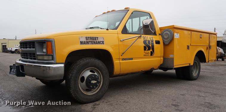 image for item DA1450 1994 Chevrolet 3500 utility bed pickup truck