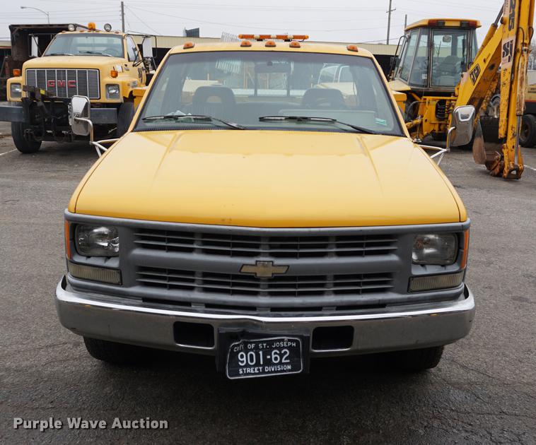 image for item DA1450 1994 Chevrolet 3500 utility bed pickup truck