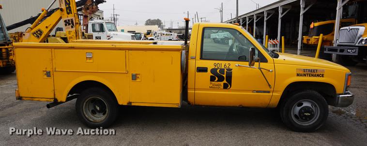 image for item DA1450 1994 Chevrolet 3500 utility bed pickup truck