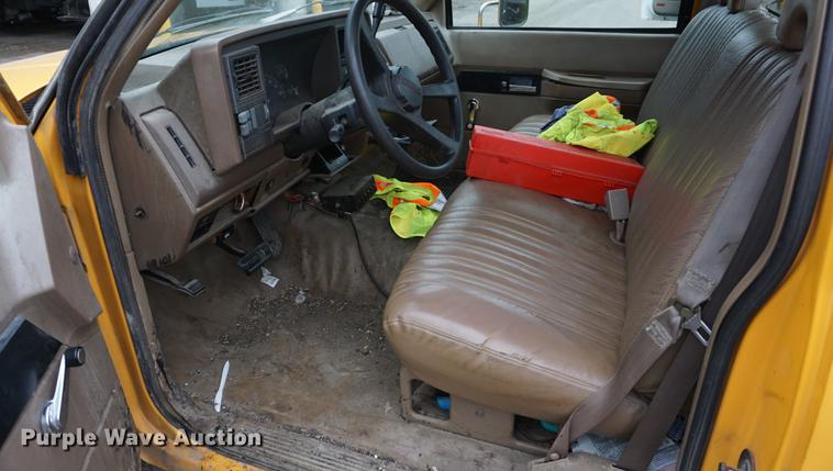 image for item DA1450 1994 Chevrolet 3500 utility bed pickup truck