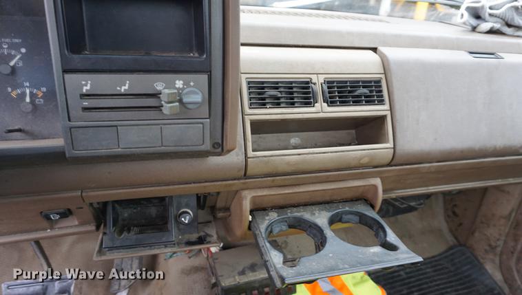 image for item DA1450 1994 Chevrolet 3500 utility bed pickup truck