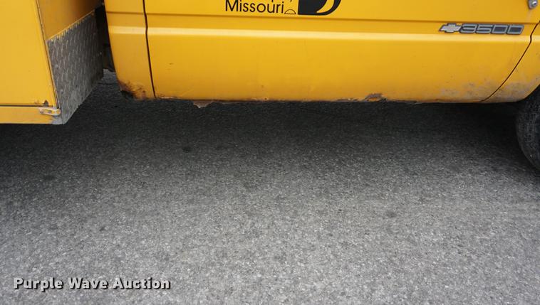 image for item DA1450 1994 Chevrolet 3500 utility bed pickup truck