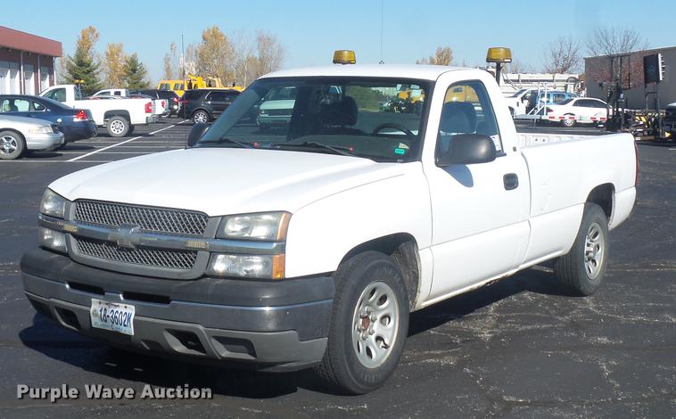 image for item DA6522 2005 Chevrolet Silverado 1500 pickup truck