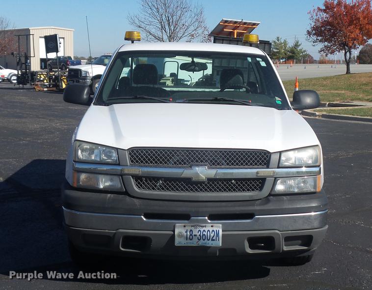 image for item DA6522 2005 Chevrolet Silverado 1500 pickup truck