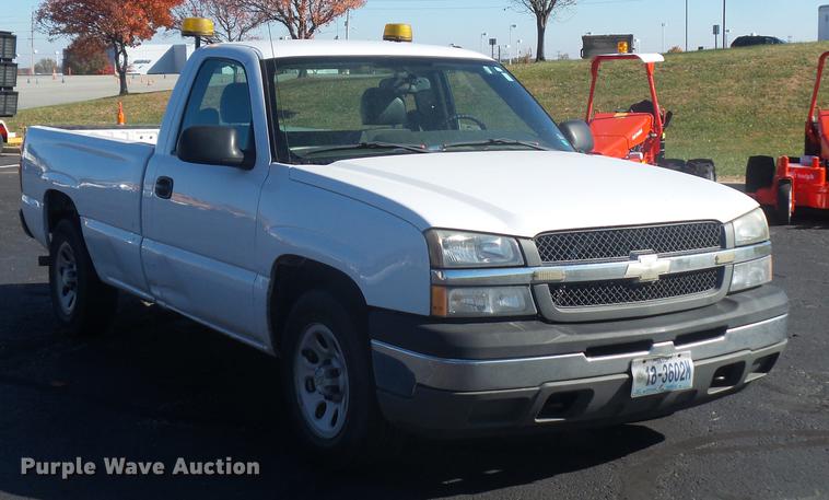 image for item DA6522 2005 Chevrolet Silverado 1500 pickup truck