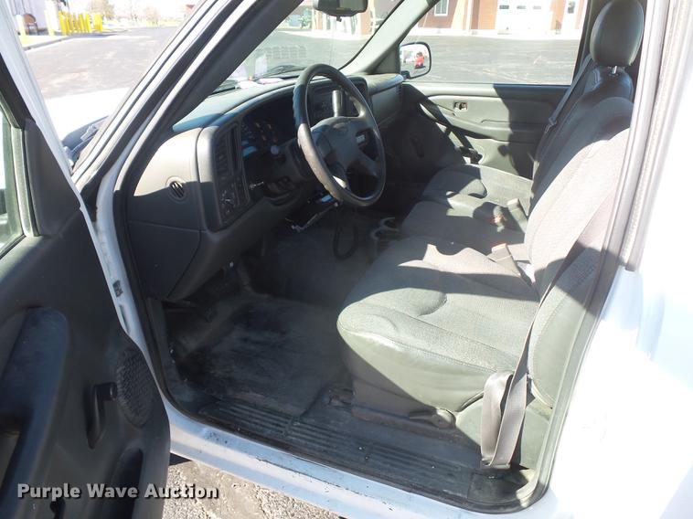 image for item DA6522 2005 Chevrolet Silverado 1500 pickup truck