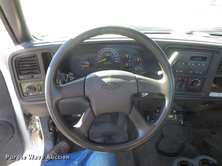 image for item DA6522 2005 Chevrolet Silverado 1500 pickup truck