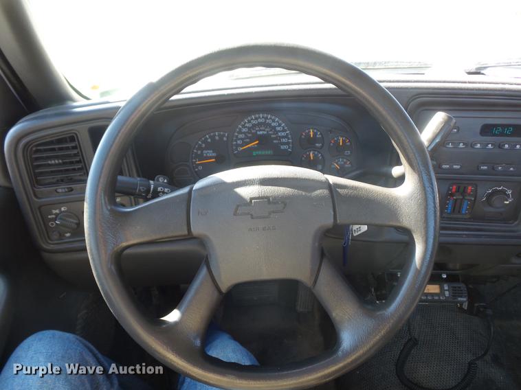 image for item DA6522 2005 Chevrolet Silverado 1500 pickup truck