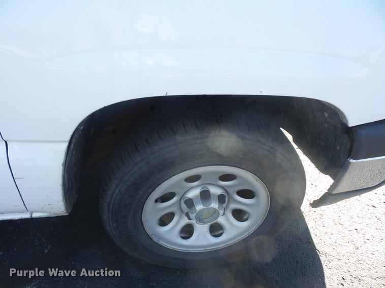 image for item DA6522 2005 Chevrolet Silverado 1500 pickup truck