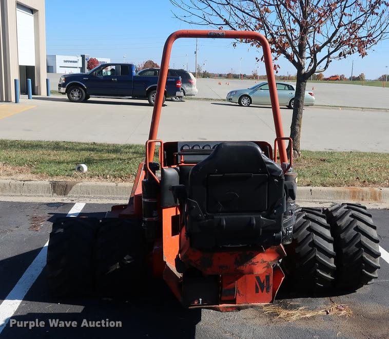 image for item DA6533 Kut Kwick SSM3S-72D slope mower