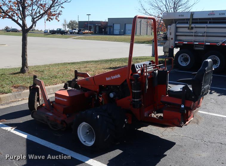 image for item DA6533 Kut Kwick SSM3S-72D slope mower