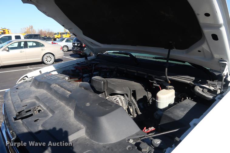 image for item DA6541 2013 Chevrolet Silverado 2500HD Ext.Cab pickup truck cab and chassis