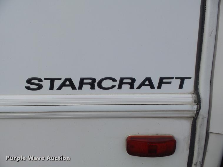 image for item DB6339 2006 Ford Econoline E450 Super Duty shuttle bus