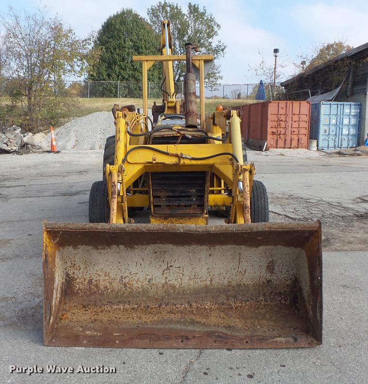 image for item DB6340 1979 Massey-Ferguson 30B backhoe
