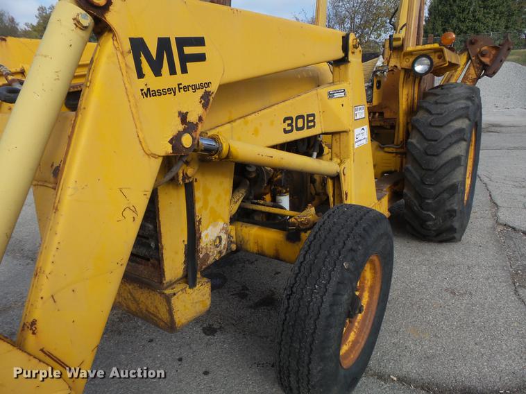 image for item DB6340 1979 Massey-Ferguson 30B backhoe