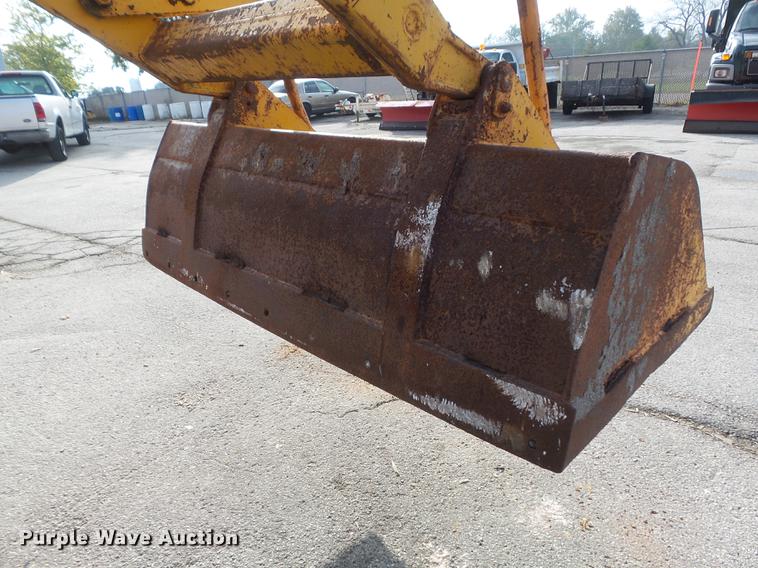 image for item DB6340 1979 Massey-Ferguson 30B backhoe