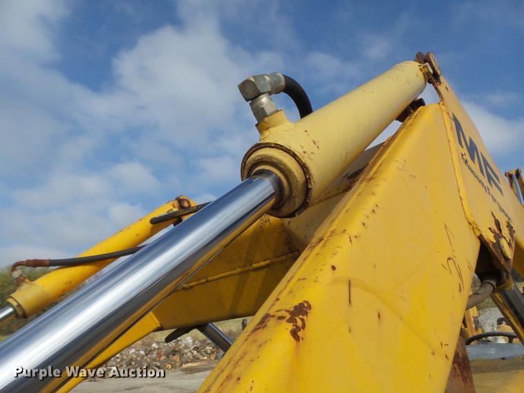 image for item DB6340 1979 Massey-Ferguson 30B backhoe