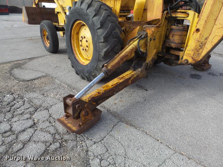 image for item DB6340 1979 Massey-Ferguson 30B backhoe