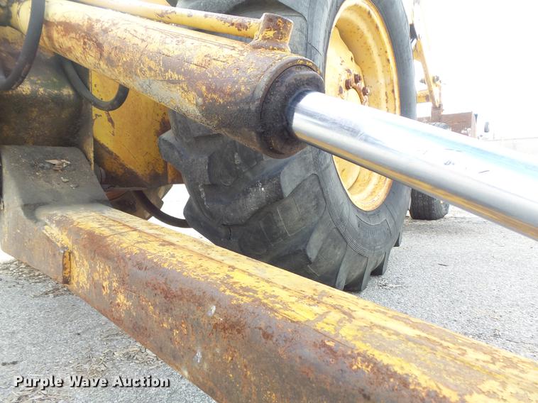 image for item DB6340 1979 Massey-Ferguson 30B backhoe