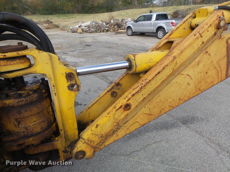 image for item DB6340 1979 Massey-Ferguson 30B backhoe
