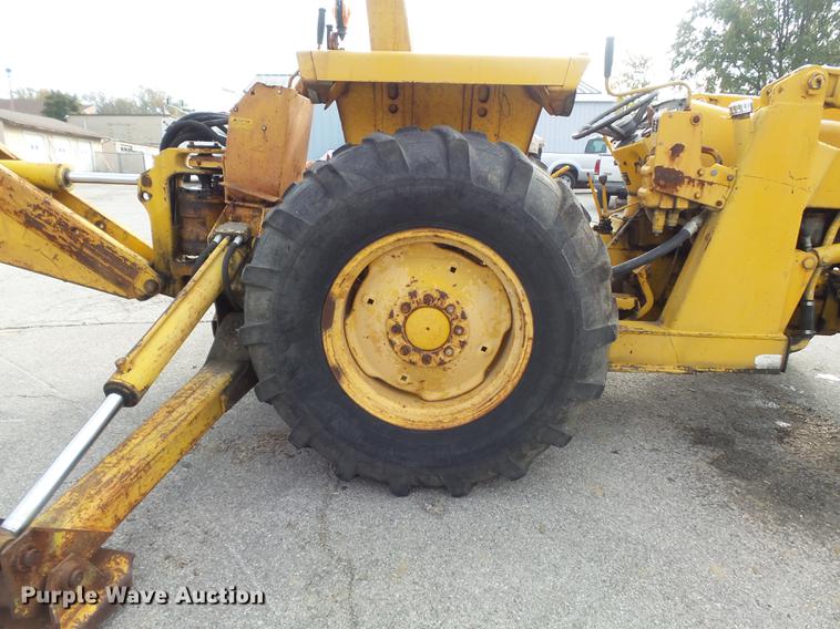 image for item DB6340 1979 Massey-Ferguson 30B backhoe