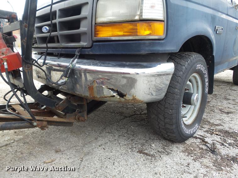 image for item DB6341 1996 Ford F250 XL pickup truck