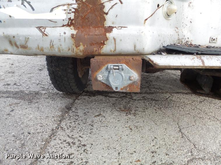 image for item DB6341 1996 Ford F250 XL pickup truck