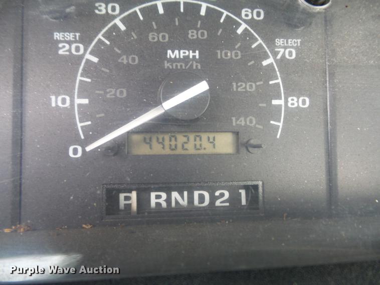 image for item DB6341 1996 Ford F250 XL pickup truck