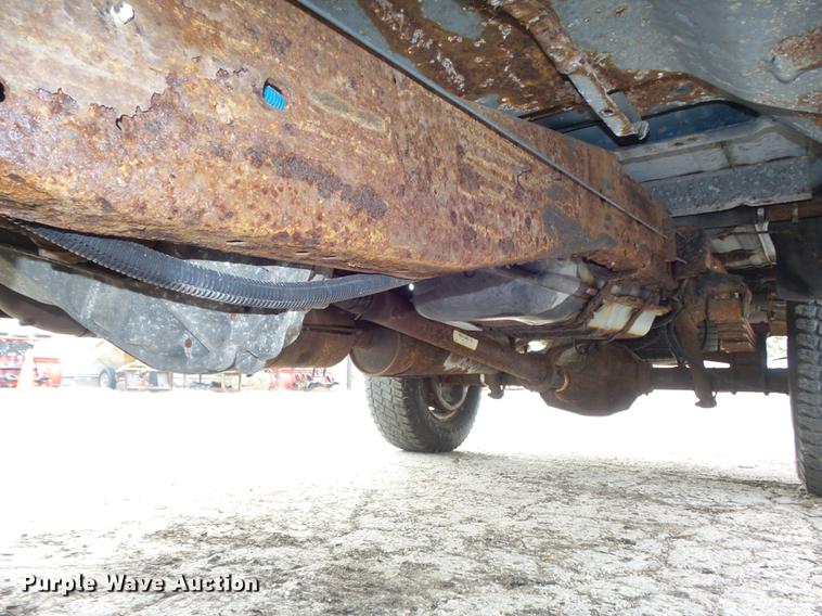 image for item DB6341 1996 Ford F250 XL pickup truck