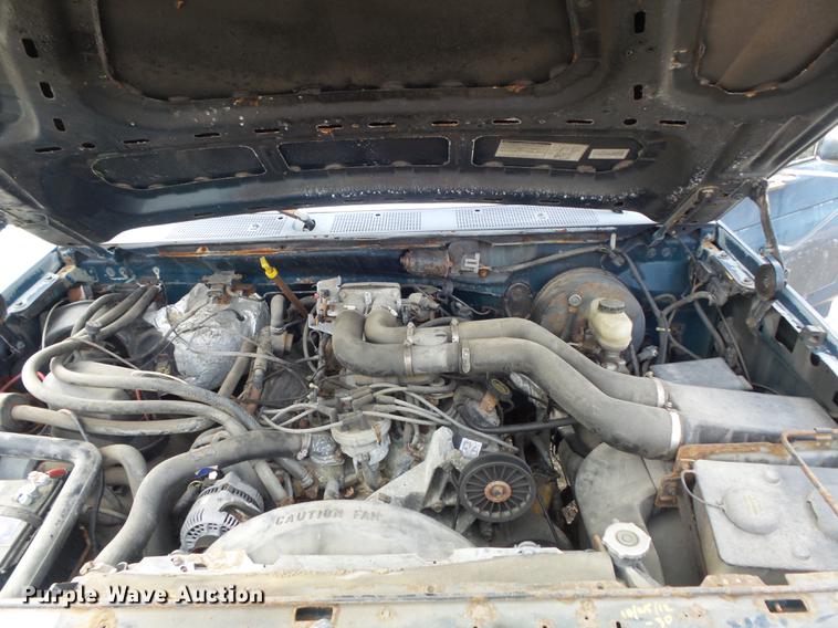 image for item DB6341 1996 Ford F250 XL pickup truck