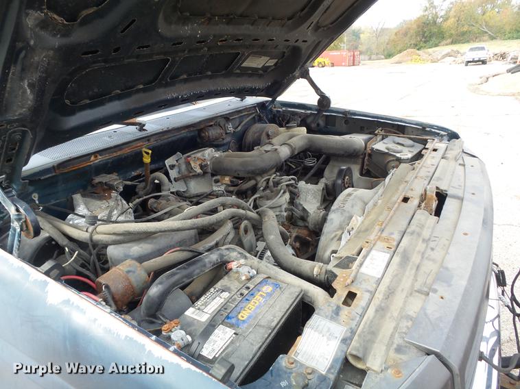 image for item DB6341 1996 Ford F250 XL pickup truck