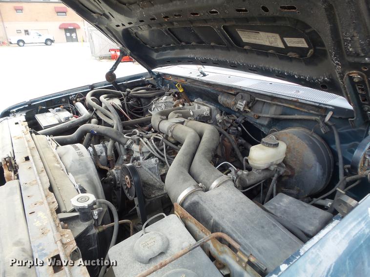 image for item DB6341 1996 Ford F250 XL pickup truck