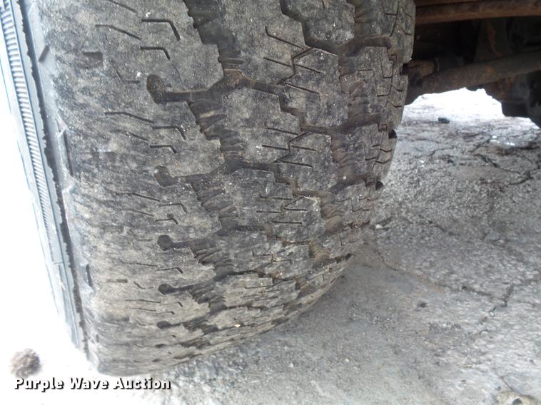 image for item DB6341 1996 Ford F250 XL pickup truck