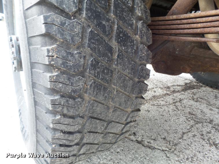 image for item DB6341 1996 Ford F250 XL pickup truck