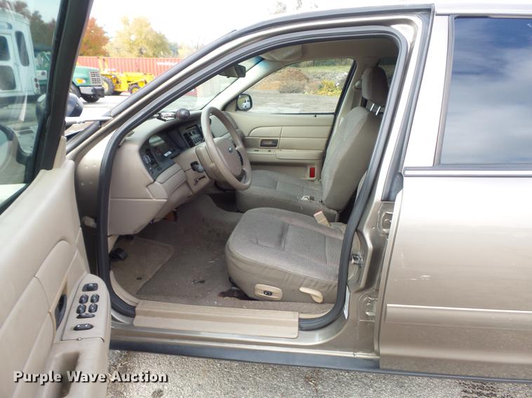 image for item DB6342 2005 Ford Crown Victoria Police Interceptor