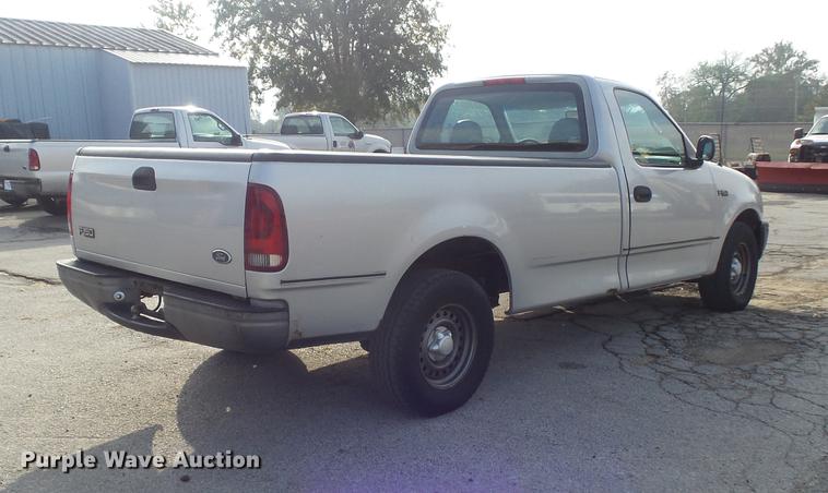 image for item DB6343 1998 Ford F150 pickup truck
