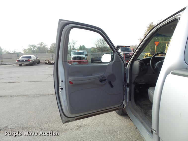 image for item DB6343 1998 Ford F150 pickup truck