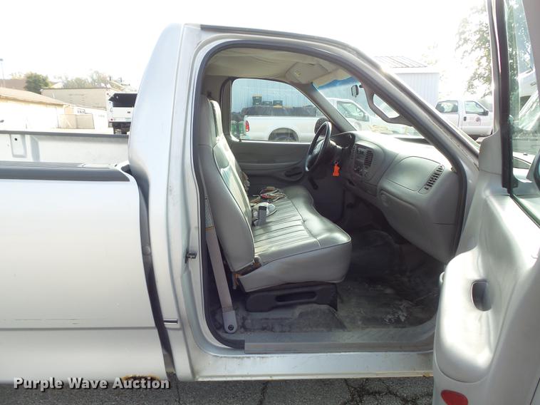 image for item DB6343 1998 Ford F150 pickup truck