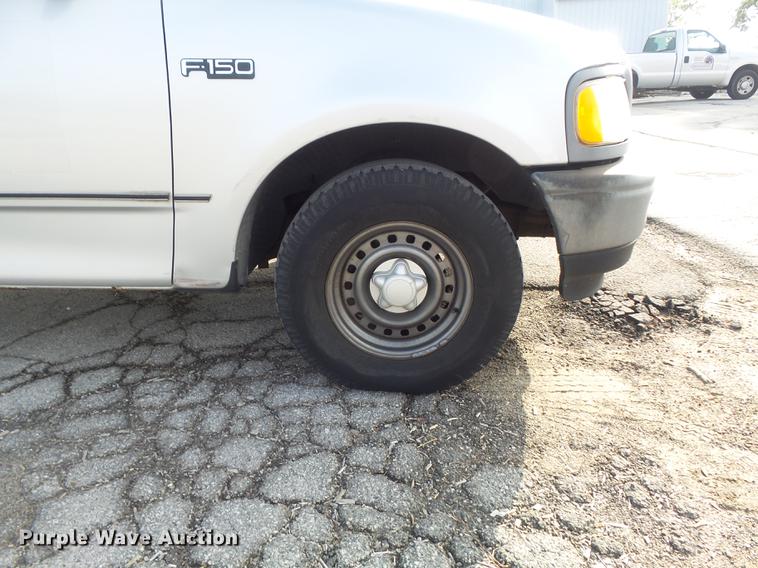 image for item DB6343 1998 Ford F150 pickup truck
