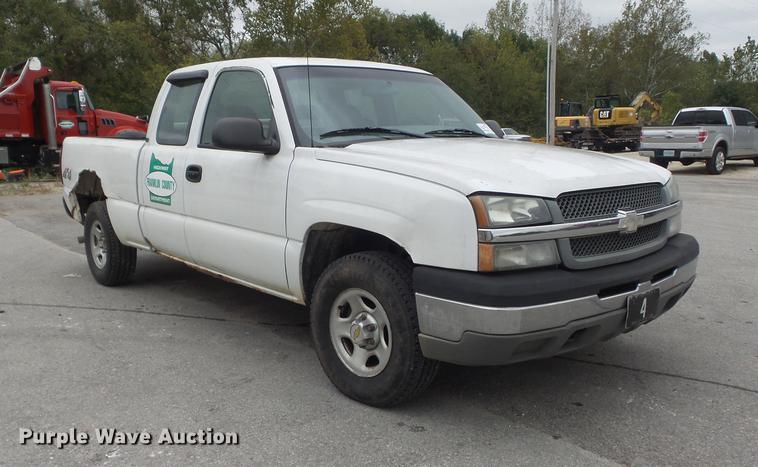 image for item DB6375 2003 Chevrolet Silverado 1500 Ext. Cab pickup truck