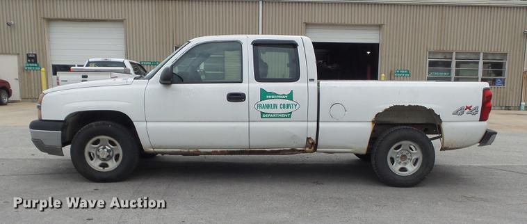 image for item DB6375 2003 Chevrolet Silverado 1500 Ext. Cab pickup truck