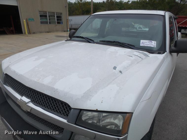 image for item DB6375 2003 Chevrolet Silverado 1500 Ext. Cab pickup truck