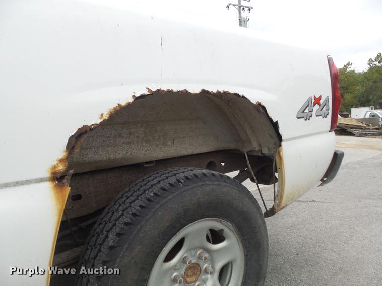 image for item DB6375 2003 Chevrolet Silverado 1500 Ext. Cab pickup truck